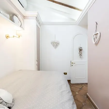 Piazza Navona - Penthouse In The Heart Of