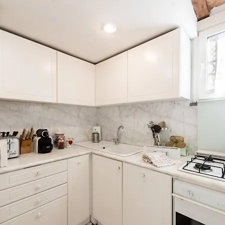 아파트 Piazza Navona - Penthouse In The Heart Of