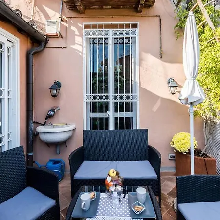Piazza Navona - Penthouse In The Heart Of Lejlighed